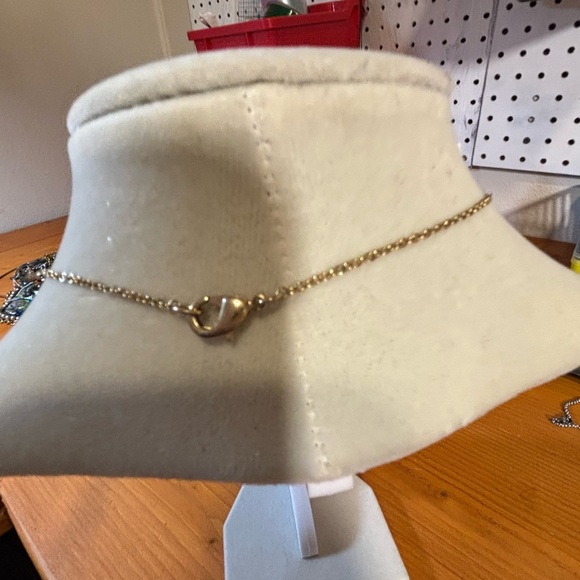 3 Vintage Avon necklaces - Picture 11 of 13